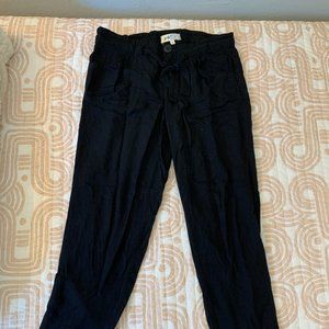 Black Soft Flowy Pants 🌞